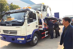 石家庄汽车道路救援拖车价格